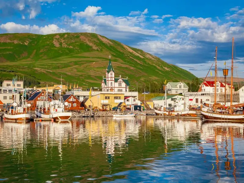 Vista de Húsavík, Islandia