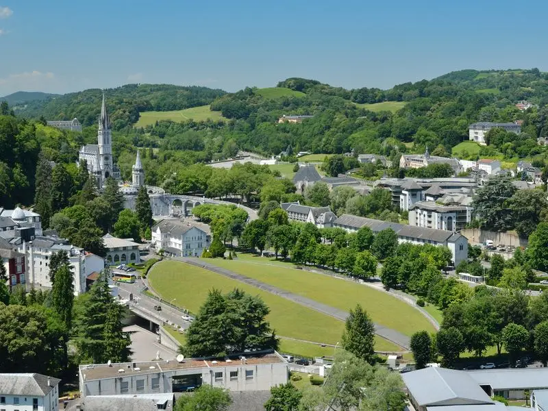 Ansicht von Lourdes, Frankreich